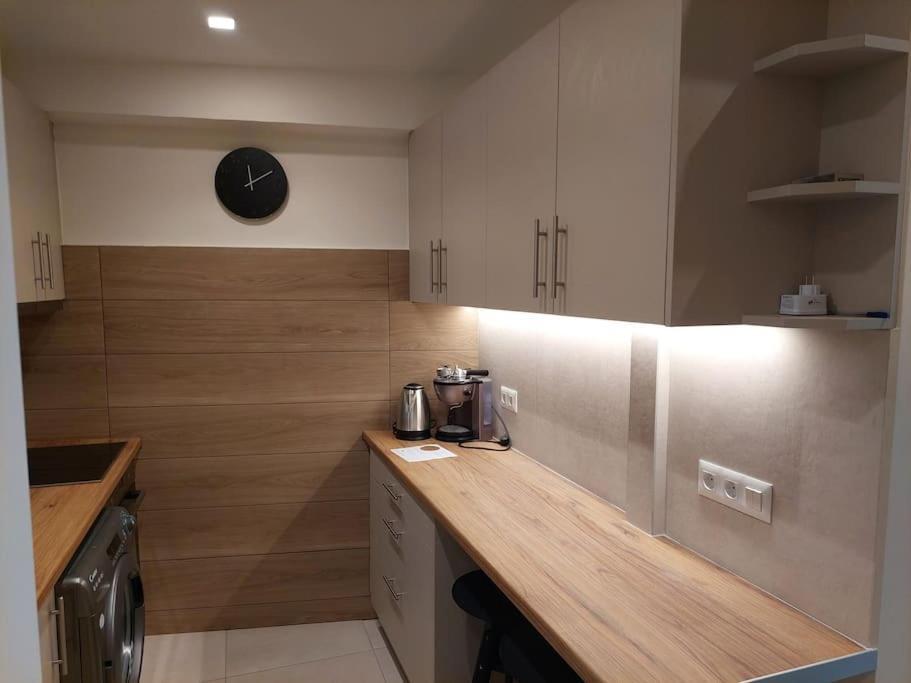 Cozy, Sunbathed, 30M2 Apartment 아테네 외부 사진